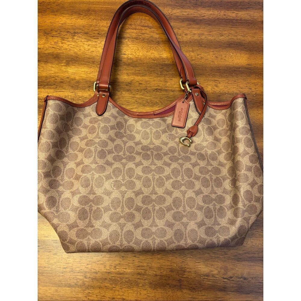 Coach purse